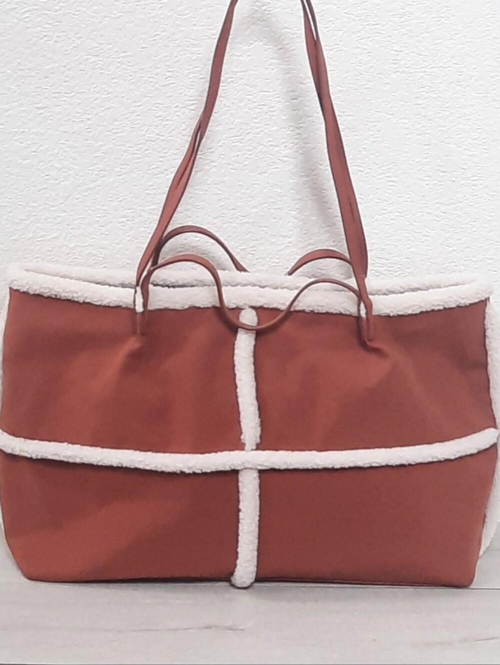 New! Universal Thread Winter Sherpa Detail Tote Bag
